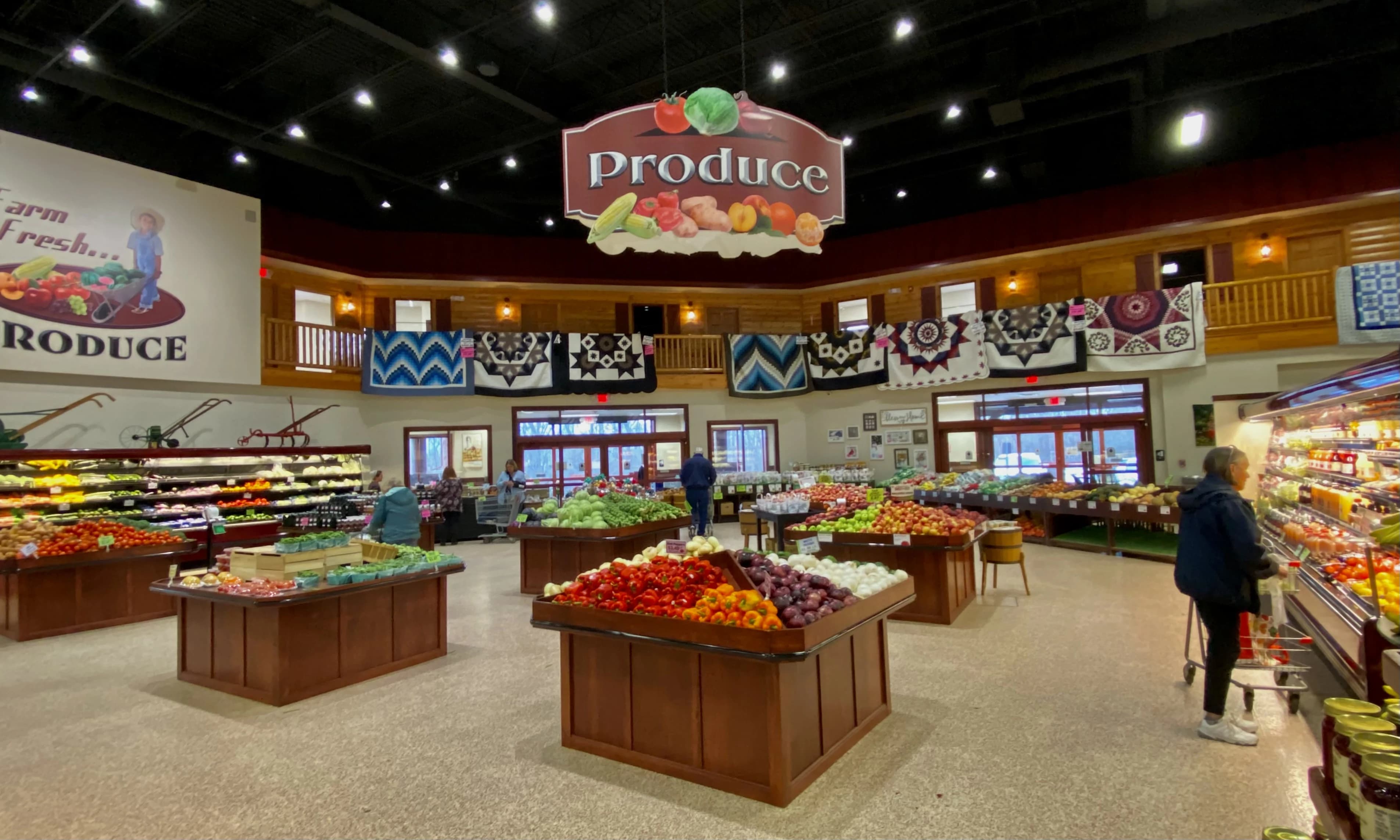Fresh produce and grocery retail display